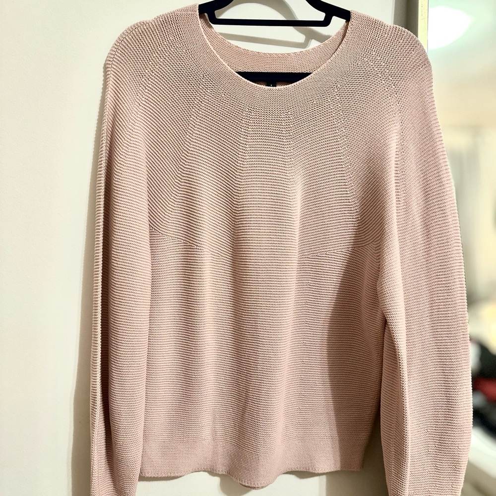 Uniqlo Women's Crew Neck Sweater - Light Pink